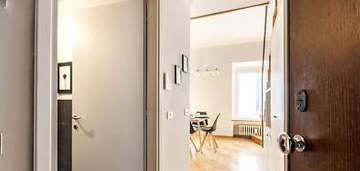 Modern Split Level Apartment