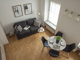 Modern Split Level Apartment