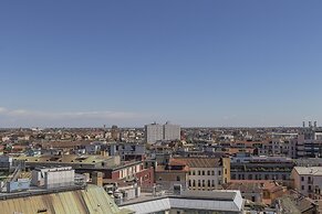 San Babila Central Tower by Rentopolis - High-end 1bdr with panoramic 