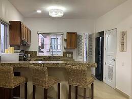 2Br Beach-near Suite Escape