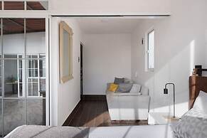 2Br Beach-near Suite Escape