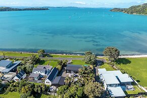The Golden Pohutukawa Beach House