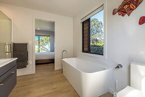 The Golden Pohutukawa Beach House