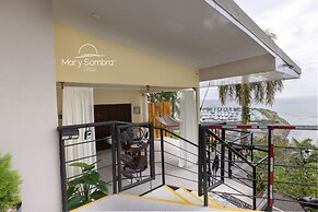 Mar & Sombra Villas