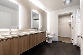 Sophari Suites at Bellevue