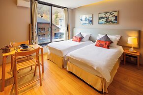 Koharu Resort Hotel & Suites