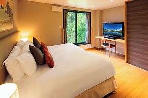 Koharu Resort Hotel & Suites