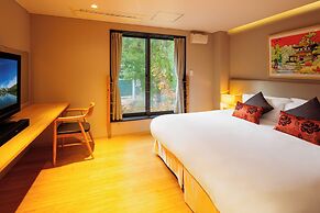 Koharu Resort Hotel & Suites