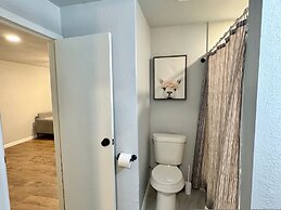 7BR Comfort Haven For 16 I Next to Tinker I EC