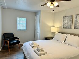 7BR Comfort Haven For 16 I Next to Tinker I EC