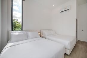 Gina Poolvilla90 Pattaya-Bangsaray beach