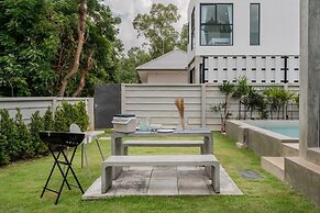 Gina Poolvilla90 Pattaya-Bangsaray beach