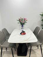 The Sky 89 Panorama D7