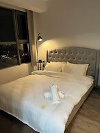 The Sky 89 Panorama D7