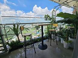 The Sky 89 Panorama D7