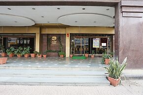 Fabhotel Darshan Tower