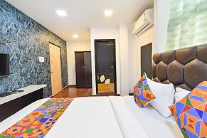 Fabhotel Casa Grand Inn