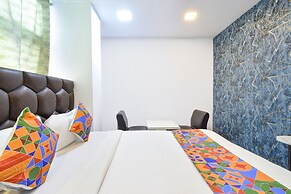 Fabhotel Casa Grand Inn