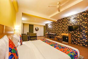 Fabhotel Old Maple Leaf