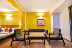 Fabhotel Old Maple Leaf