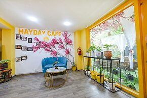 Fabhotel Old Maple Leaf