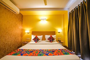 Fabhotel Old Maple Leaf