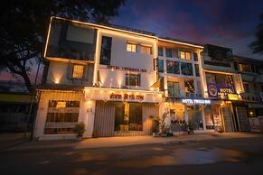 Fabhotel Twigo Inn