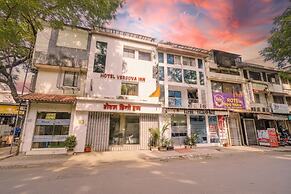 Fabhotel Twigo Inn