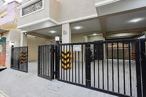 Fabhotel Lucky Inn Grand Residency