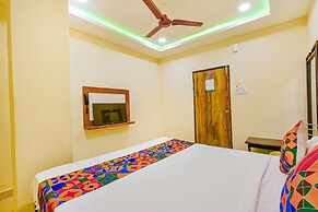 Fabhotel Yogeshwara Grand