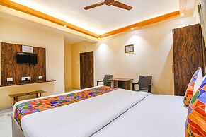 Fabhotel The Golden Orchid