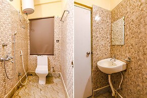 Fabhotel The Golden Orchid