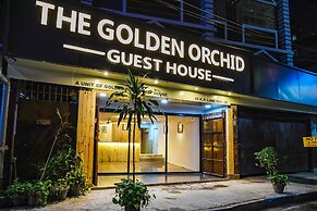 Fabhotel The Golden Orchid