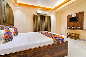 Fabhotel The Golden Orchid