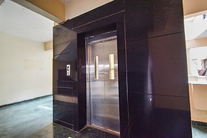 Fabhotel Merit Suites