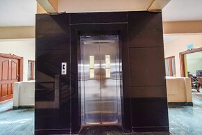 Fabhotel Merit Suites