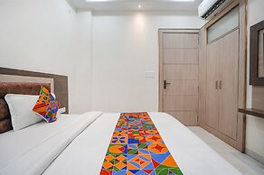 Fabhotel Shri Giriraj Ji Dham