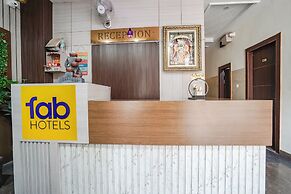 Fabhotel Shri Giriraj Ji Dham