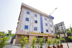 Fabhotel Status Residency