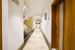 Fabhotel Status Residency