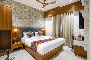 Fabhotel Status Residency