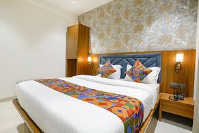 Fabhotel Status Residency