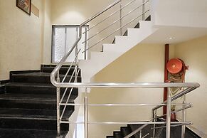 Fabhotel Status Residency