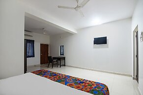 Fabhotel Noronha Goaxa Inn Resort