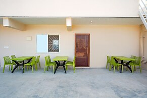 Fabhotel Galaxy Heights