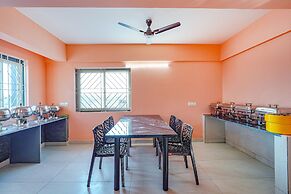 Fabhotel Galaxy Heights