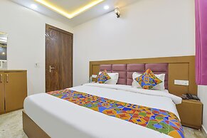 Fabhotel Hari Residency