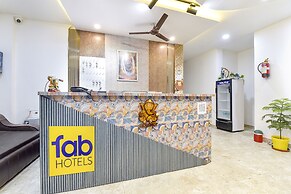 Fabhotel Hari Residency