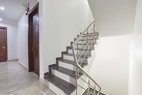 Fabhotel Hari Residency