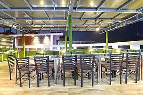 Fabhotel Hari Residency